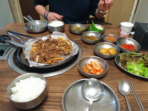 형제기사식당 매장 방문 후 남겨주신 고객 리뷰 사진입니다.