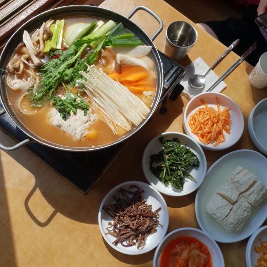 오복손두부 매장 방문 후 남겨주신 고객 리뷰 사진입니다.