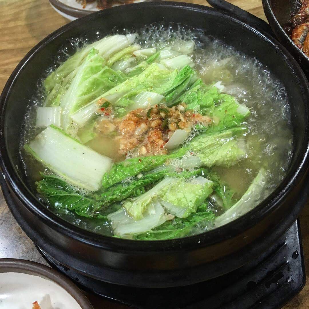 앞뱅디식당 매장 방문 후 남겨주신 고객 리뷰 사진입니다.