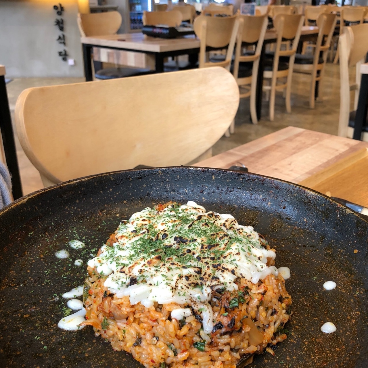 양철식당 매장 방문 후 남겨주신 고객 리뷰 사진입니다.