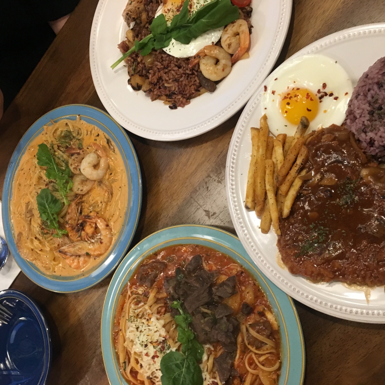 이태리한국식당 매장 방문 후 남겨주신 고객 리뷰 사진입니다.