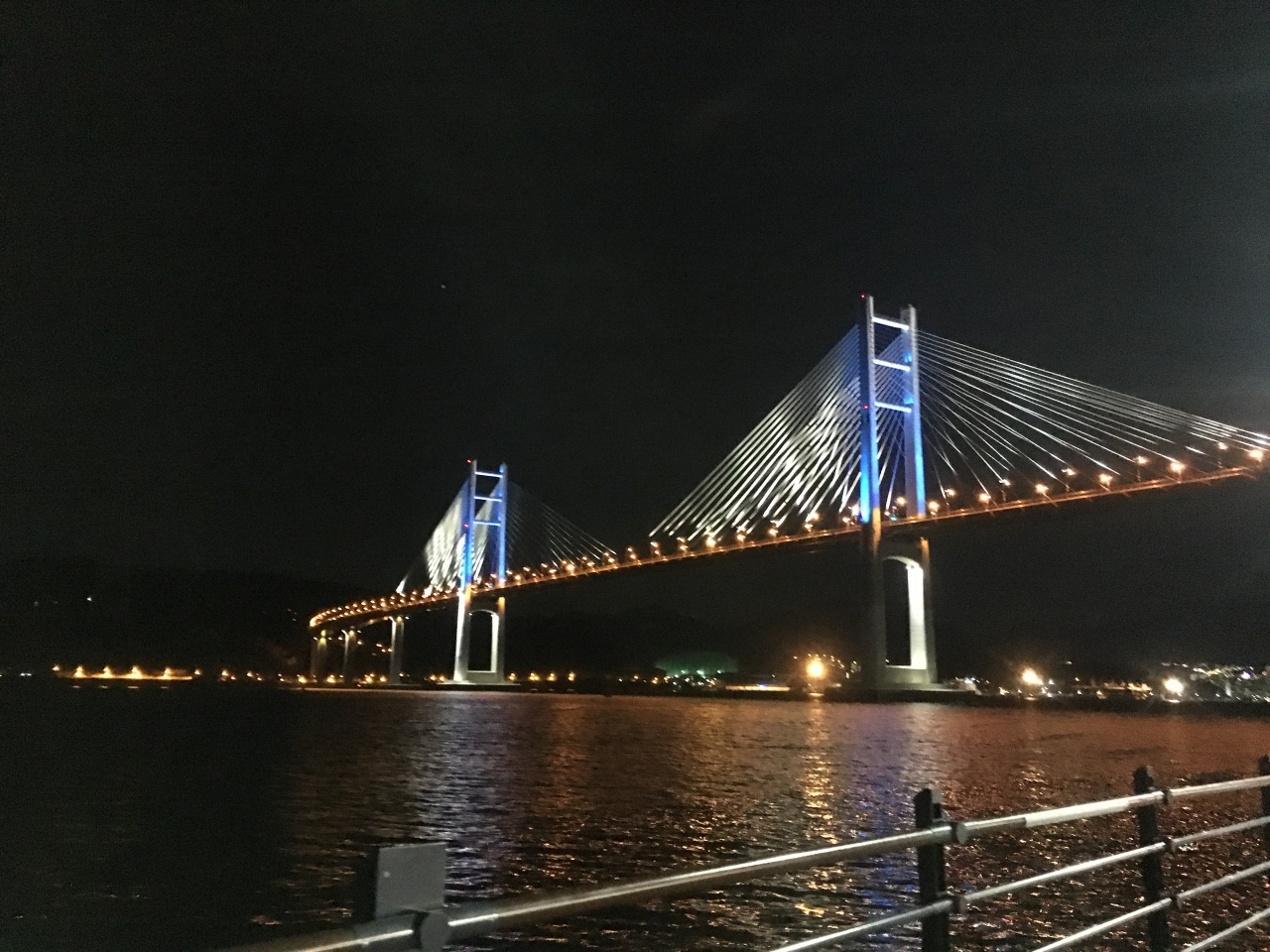 샛피 수산물직판장 매장 방문 후 남겨주신 고객 리뷰 사진입니다.