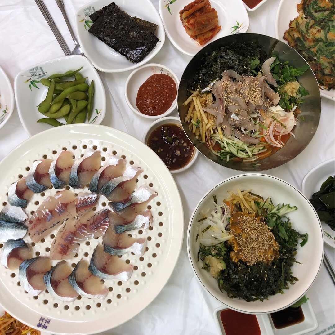 충청도회초장욕지고등어회 매장 방문 후 남겨주신 고객 리뷰 사진입니다.