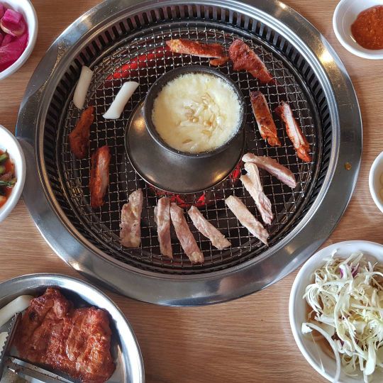 칠오닭갈비 매장 방문 후 남겨주신 고객 리뷰 사진입니다.