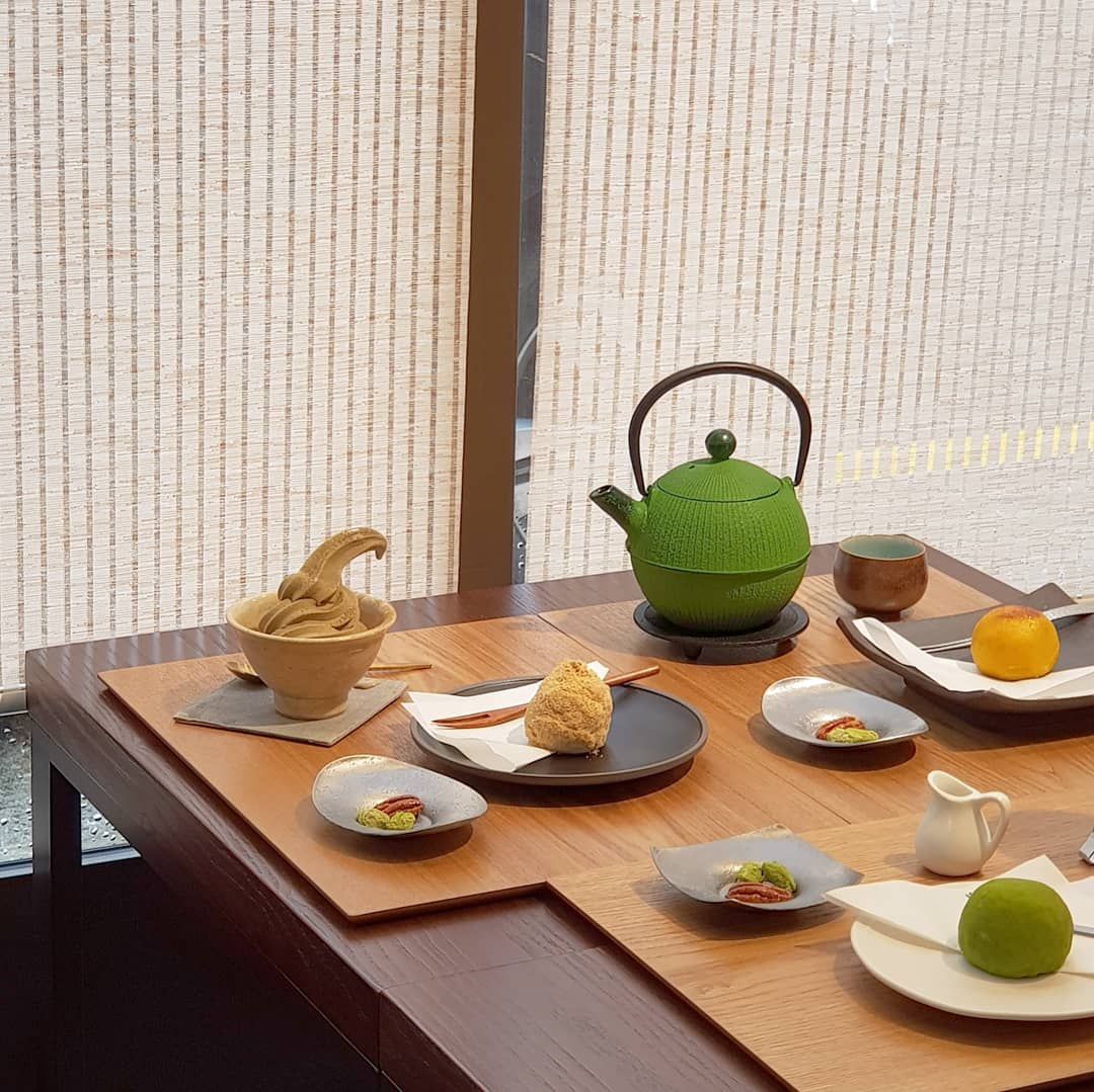 모찌방 매장 방문 후 남겨주신 고객 리뷰 사진입니다.