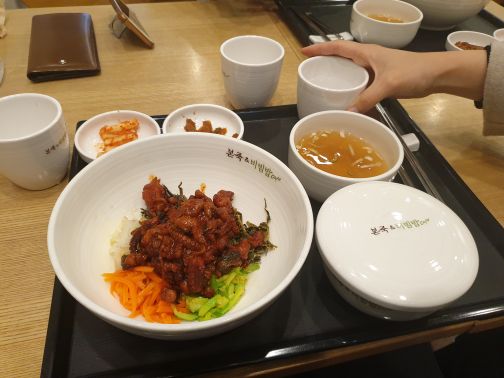 본죽&비빔밥 강남역점 매장 방문 후 남겨주신 고객 리뷰 사진입니다.