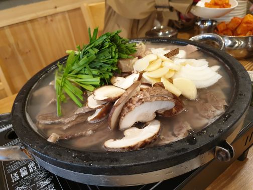 현대옥 매장 방문 후 남겨주신 고객 리뷰 사진입니다.