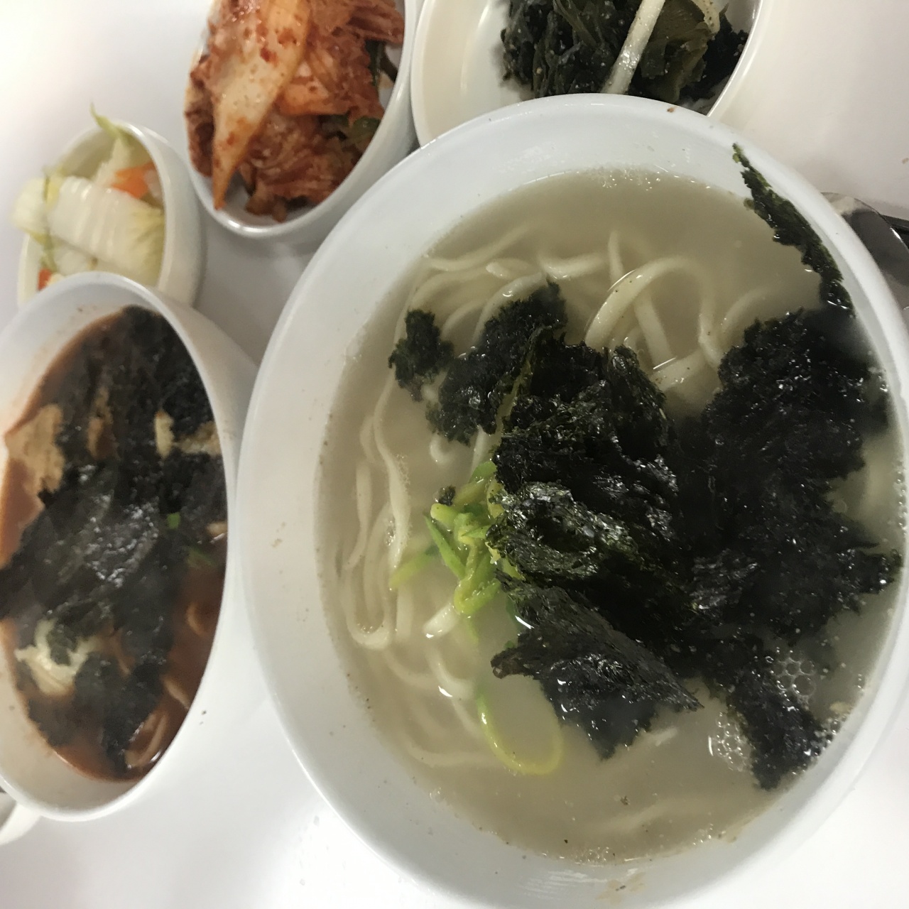 앵콜칼국수 매장 방문 후 남겨주신 고객 리뷰 사진입니다.