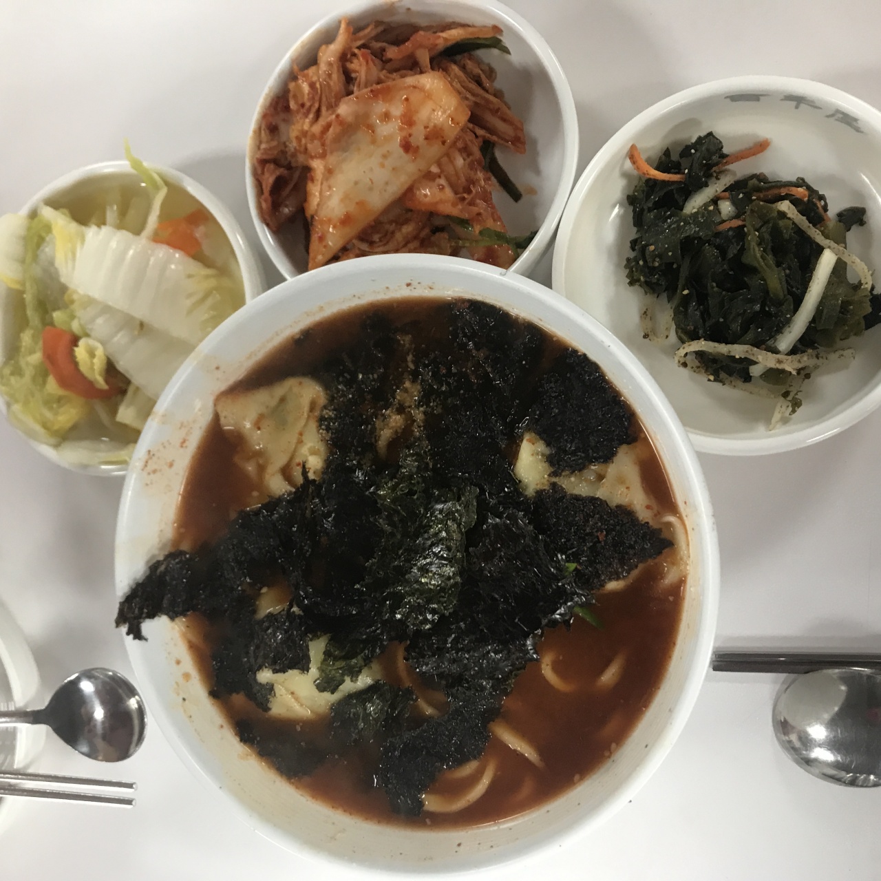앵콜칼국수 매장 방문 후 남겨주신 고객 리뷰 사진입니다.