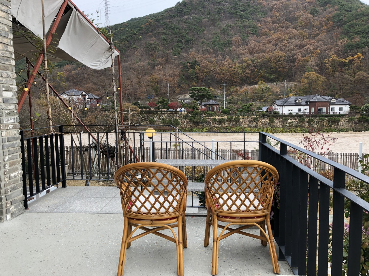 스트롤링커피 매장 방문 후 남겨주신 고객 리뷰 사진입니다.