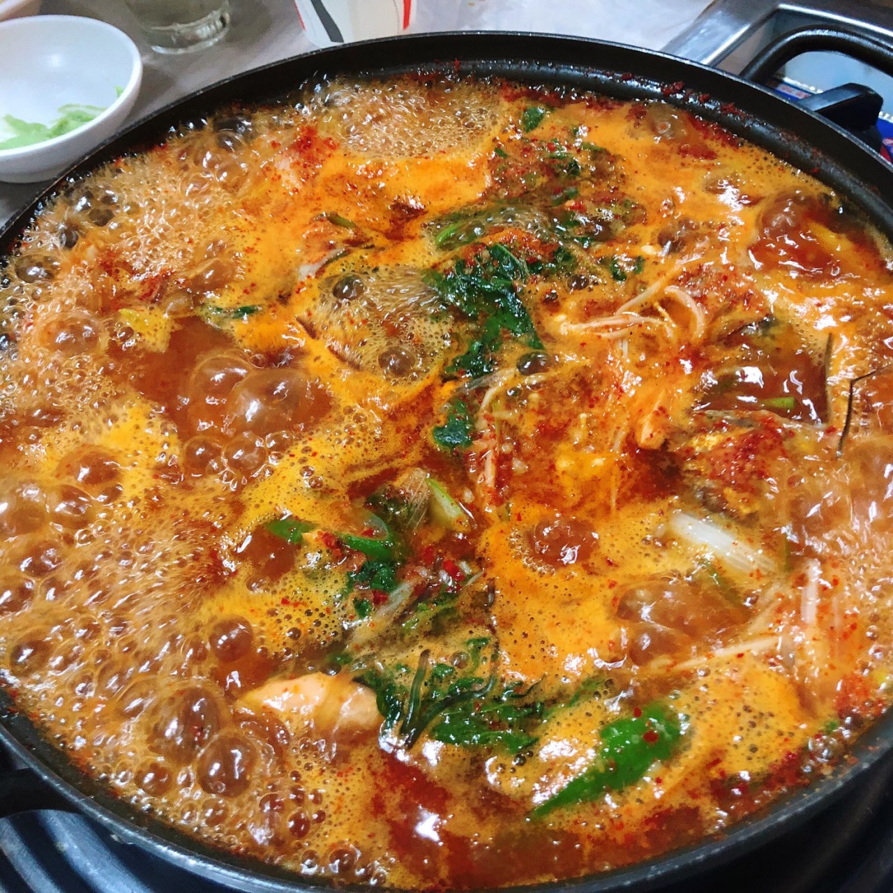 황금무지개송어회 매장 방문 후 남겨주신 고객 리뷰 사진입니다.