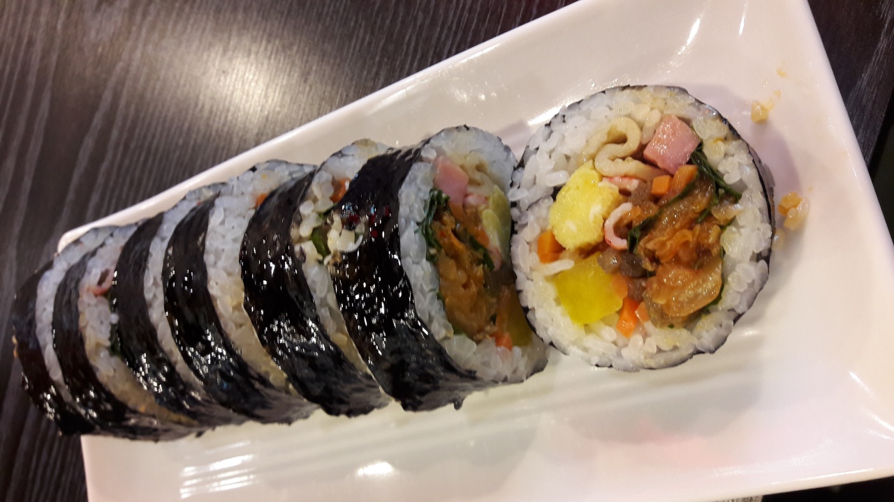 메가김밥 매장 방문 후 남겨주신 고객 리뷰 사진입니다.