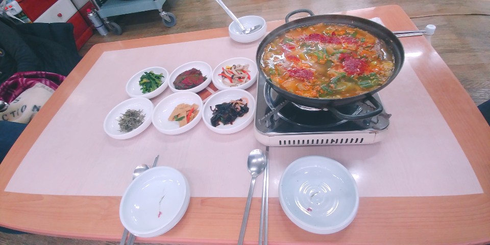 강구식당 매장 방문 후 남겨주신 고객 리뷰 사진입니다.