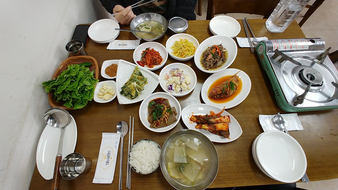 돌고래식당 - 제주, 한림 협재 비양도 | 맛집검색 식신