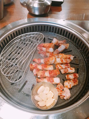 숙달돼지 동래점 매장 방문 후 남겨주신 고객 리뷰 사진입니다.