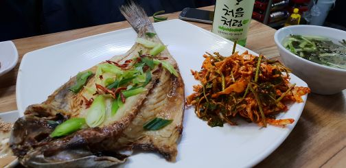 옥경이네건생선 매장 방문 후 남겨주신 고객 리뷰 사진입니다.