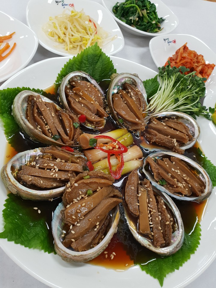 명품전복궁 매장 방문 후 남겨주신 고객 리뷰 사진입니다.