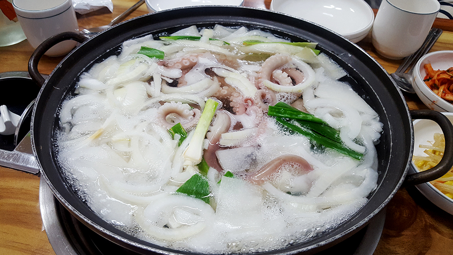 서해박속낙지 매장 방문 후 남겨주신 고객 리뷰 사진입니다.