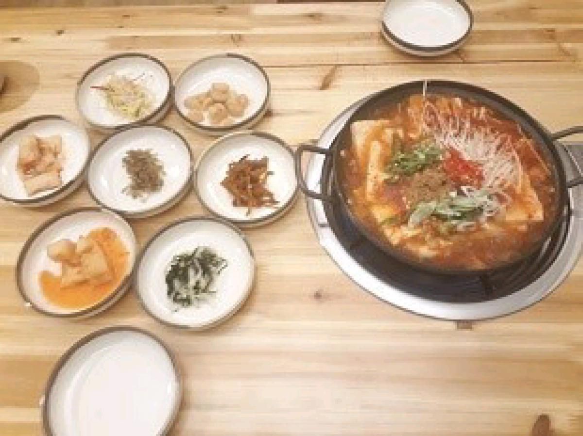 이조은할머니 손두부 매장 방문 후 남겨주신 고객 리뷰 사진입니다.