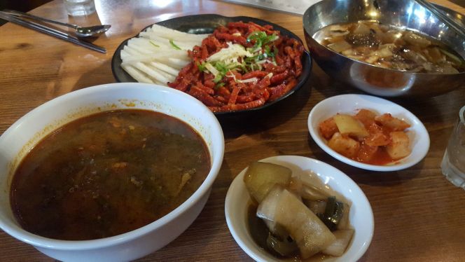 서초동연가 매장 방문 후 남겨주신 고객 리뷰 사진입니다.