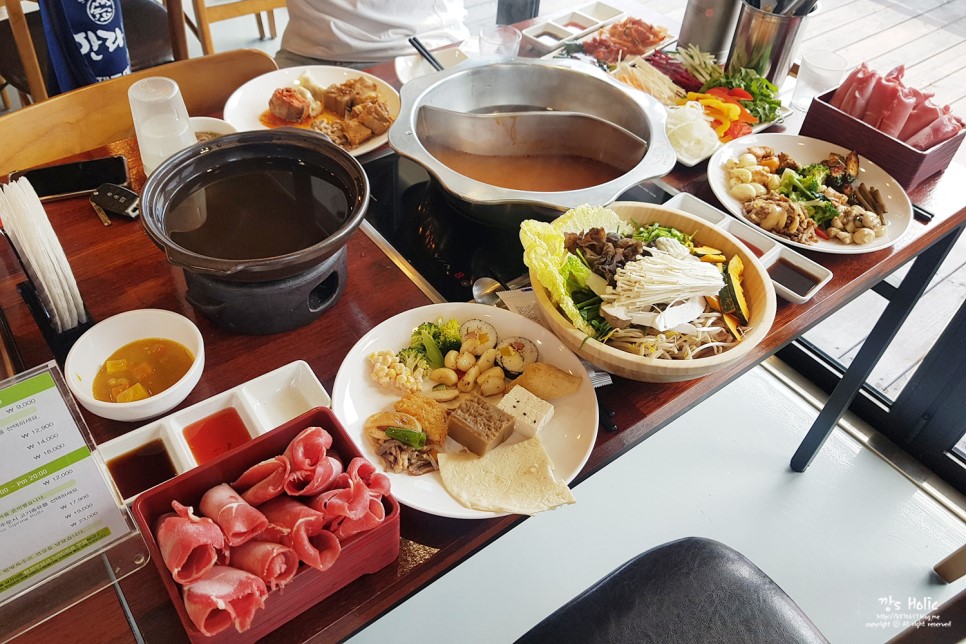 원보뷔페본점 매장 방문 후 남겨주신 고객 리뷰 사진입니다.