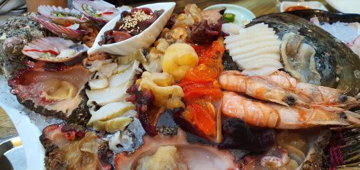 으악새수산 매장 방문 후 남겨주신 고객 리뷰 사진입니다.