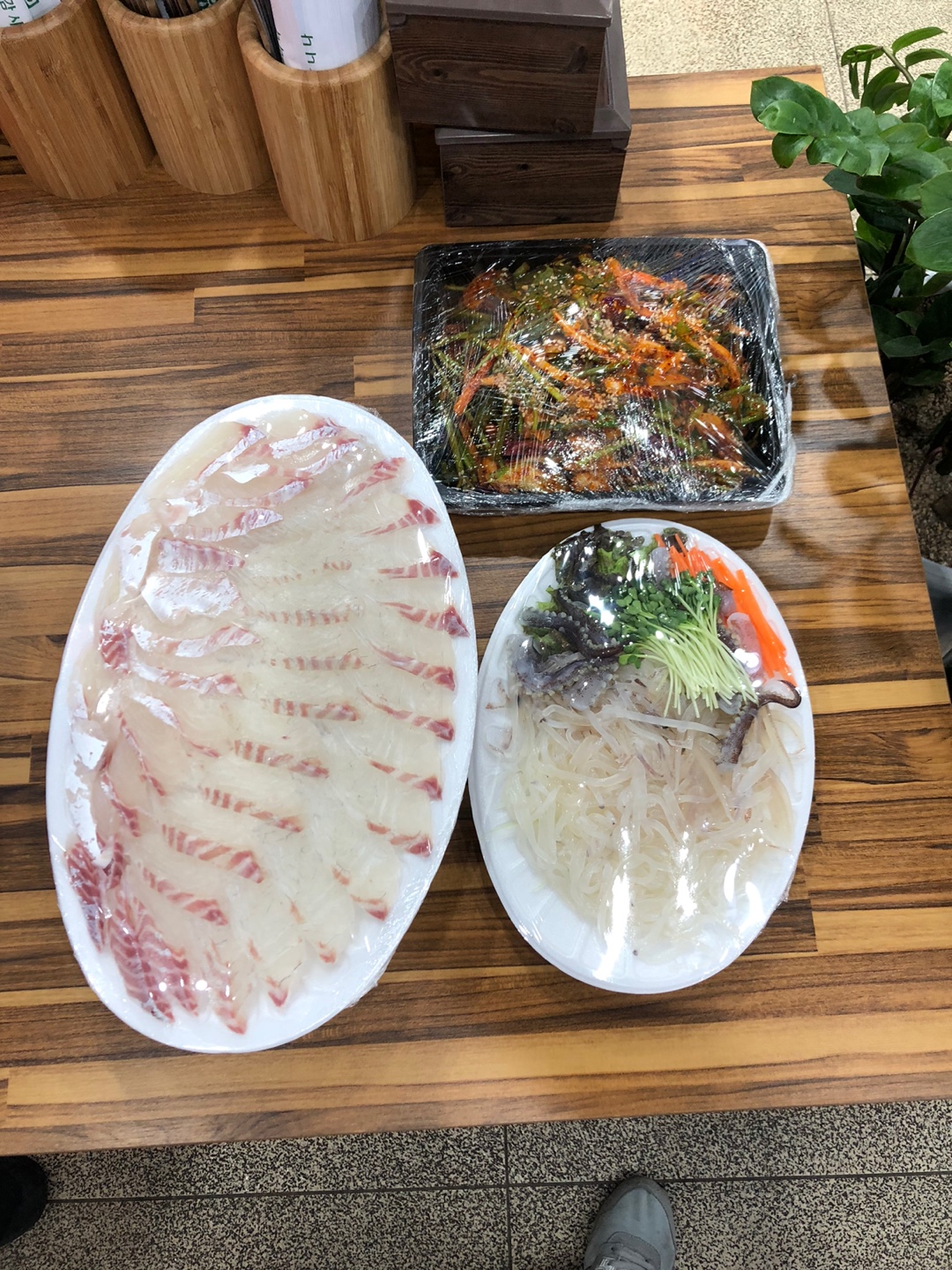 해안사랑종합어시장 매장 방문 후 남겨주신 고객 리뷰 사진입니다.