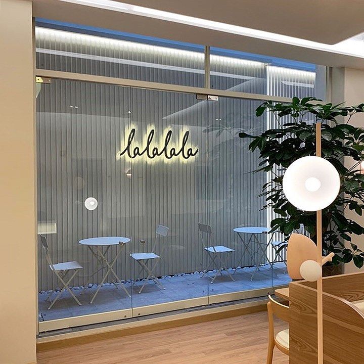 place_img