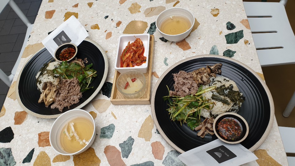 자연은 맛있다 스타필드코엑스몰점 매장 방문 후 남겨주신 고객 리뷰 사진입니다.
