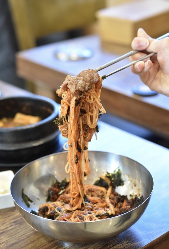 이층갈비 매장 방문 후 남겨주신 고객 리뷰 사진입니다.
