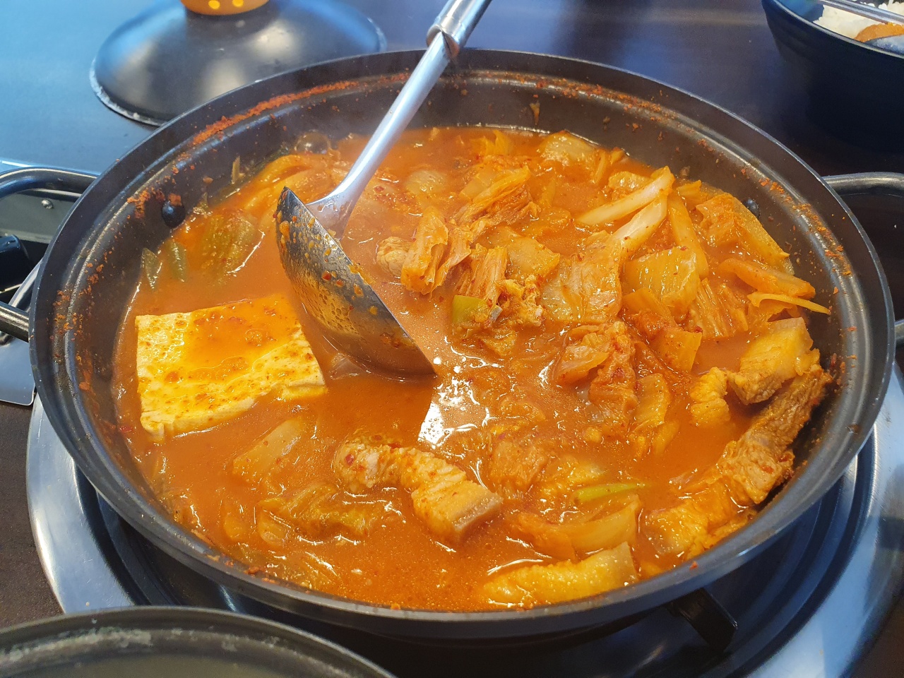 속초 냄비밥 김치찌개 매장 방문 후 남겨주신 고객 리뷰 사진입니다.