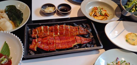 삼수장어 매장 방문 후 남겨주신 고객 리뷰 사진입니다.