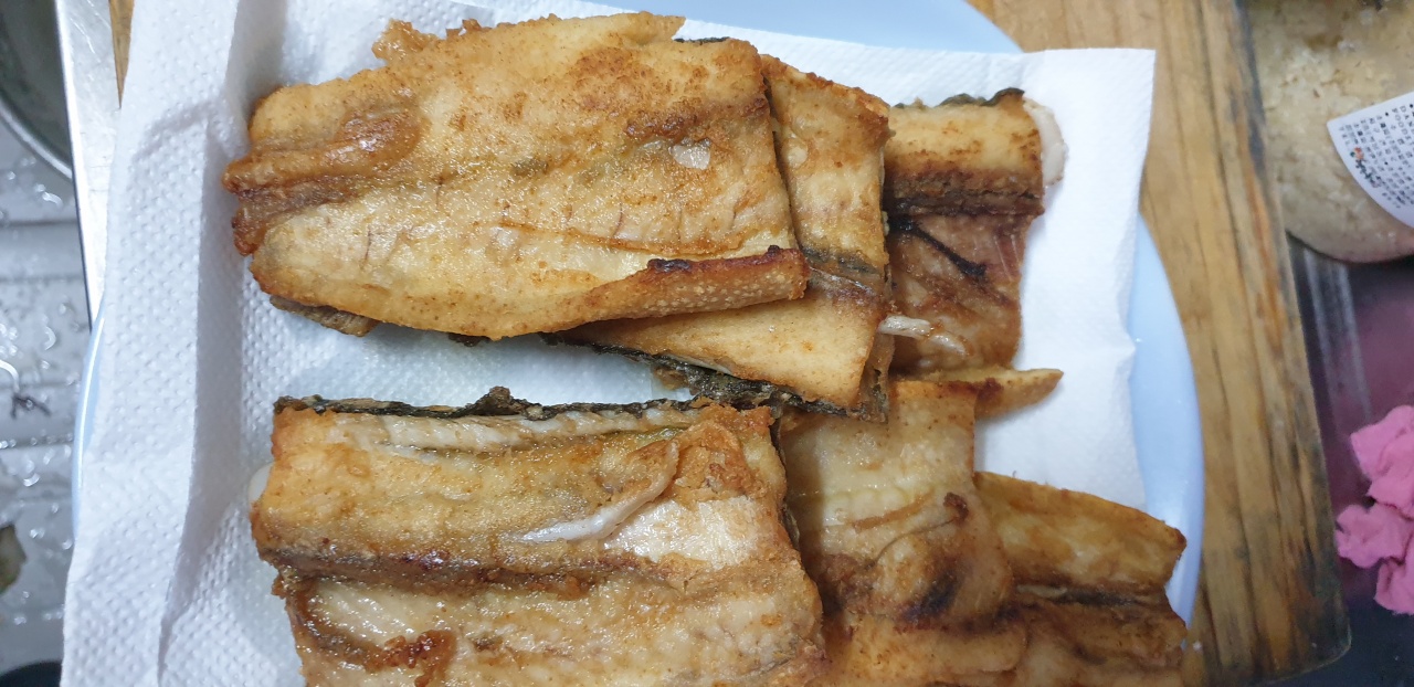 하하식당 매장 방문 후 남겨주신 고객 리뷰 사진입니다.