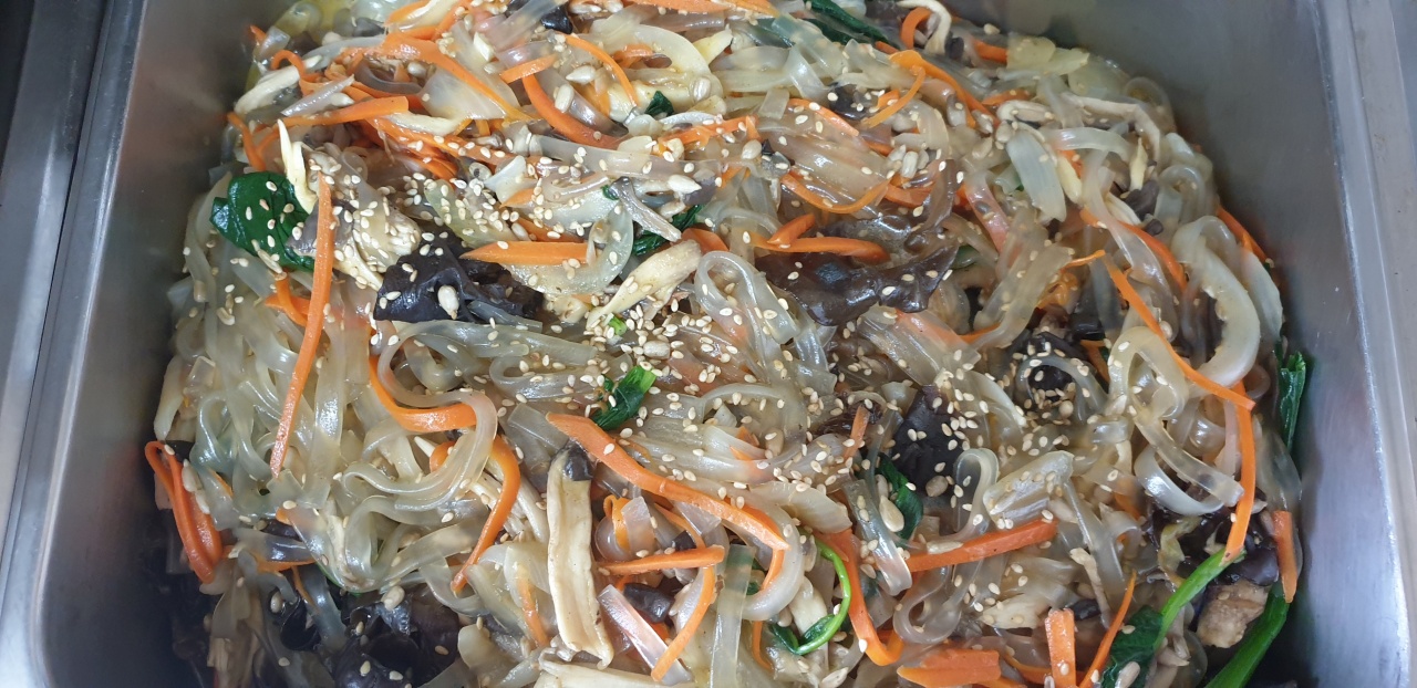 하하식당 매장 방문 후 남겨주신 고객 리뷰 사진입니다.