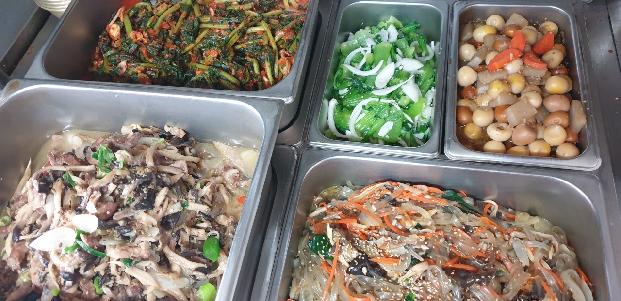 하하식당 매장 방문 후 남겨주신 고객 리뷰 사진입니다.