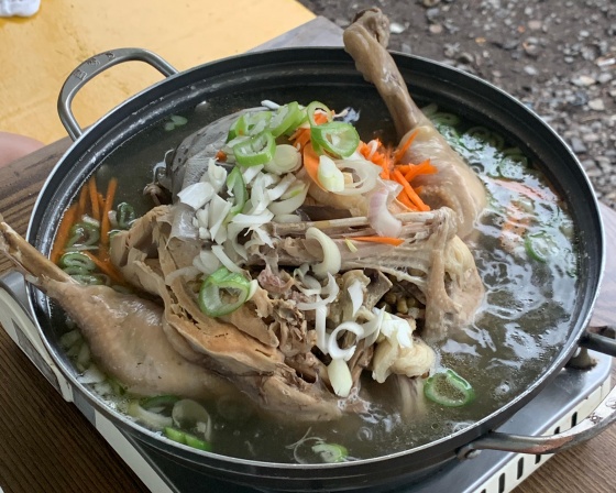 영숙백숙 , 전북특별자치도 완주군 동상면 대아저수로 986-66