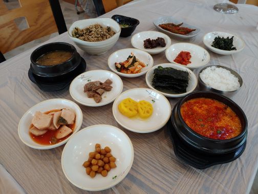 마니산단골식당 매장 방문 후 남겨주신 고객 리뷰 사진입니다.