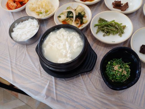마니산단골식당 매장 방문 후 남겨주신 고객 리뷰 사진입니다.