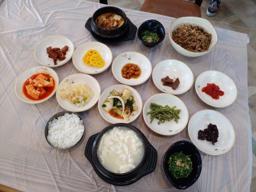 마니산단골식당 매장 방문 후 남겨주신 고객 리뷰 사진입니다.