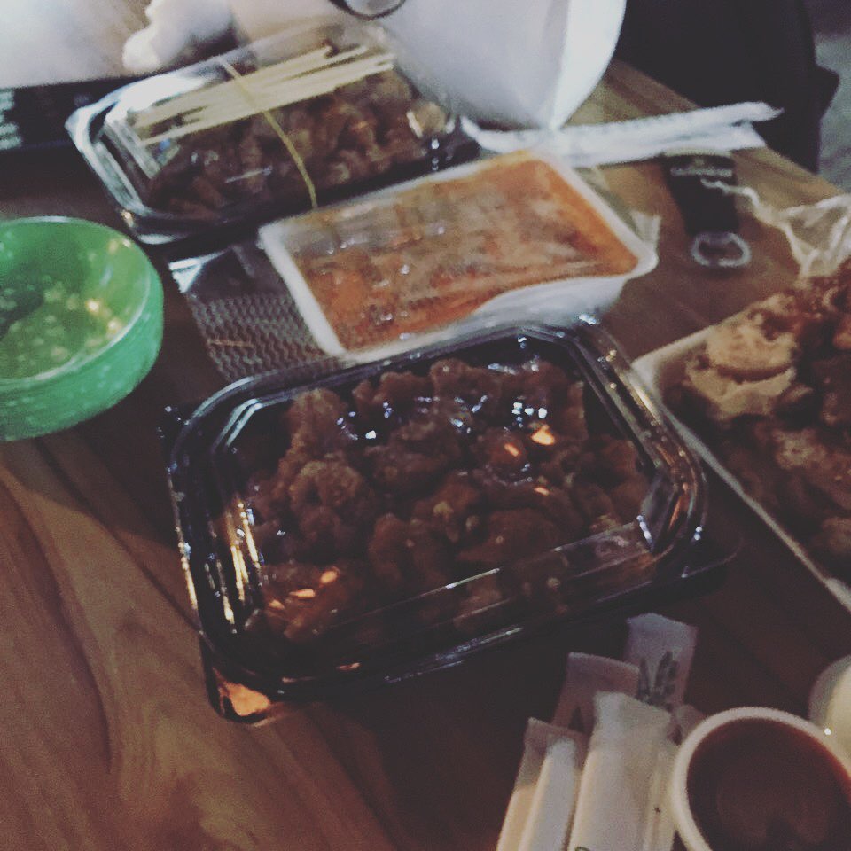 김포닭장수마늘닭강정 매장 방문 후 남겨주신 고객 리뷰 사진입니다.