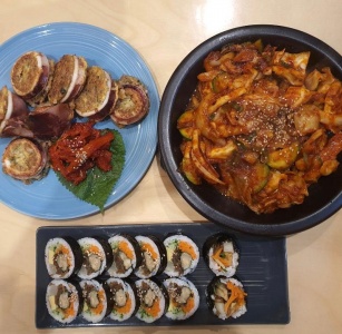 교남김밥 매장 방문 후 남겨주신 고객 리뷰 사진입니다.