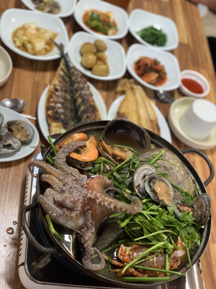 고서방해물탕 매장 방문 후 남겨주신 고객 리뷰 사진입니다.