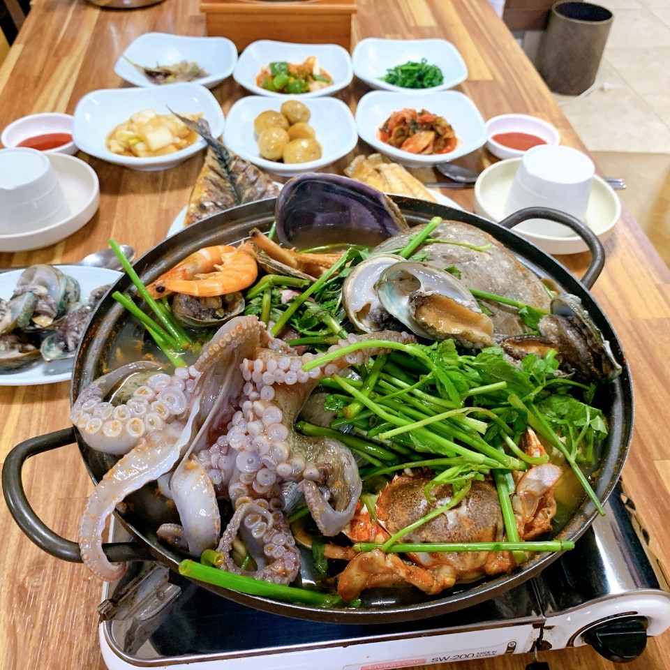 고서방해물탕 매장 방문 후 남겨주신 고객 리뷰 사진입니다.