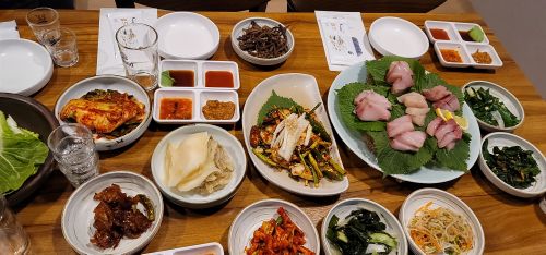 김이순장춘 매장 방문 후 남겨주신 고객 리뷰 사진입니다.