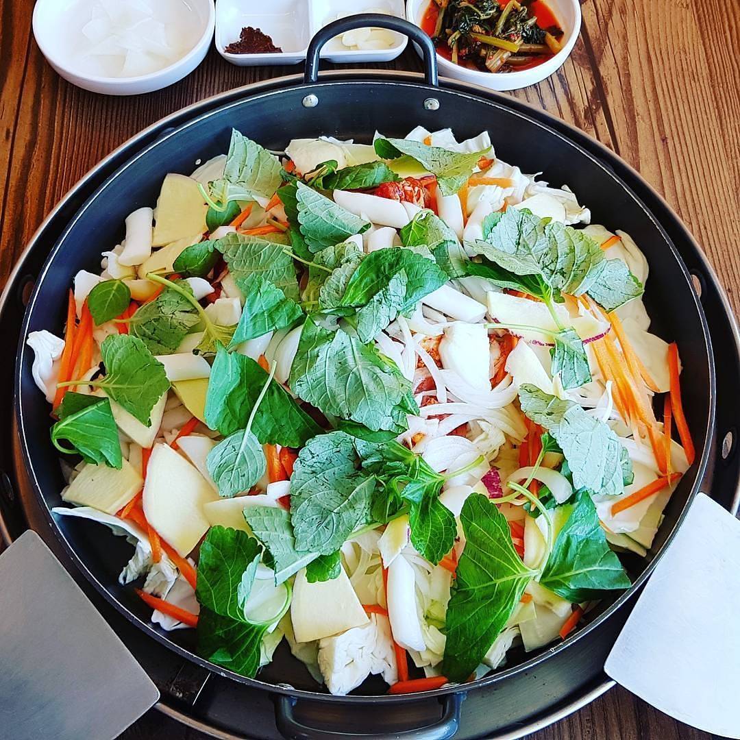 닭갈비와봉평메밀|충북 / 충주시, 한식맛집 | 식신 맛집추천