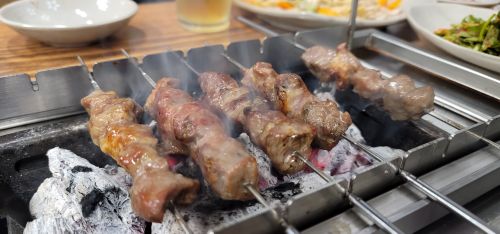 이가네양꼬치 매장 방문 후 남겨주신 고객 리뷰 사진입니다.