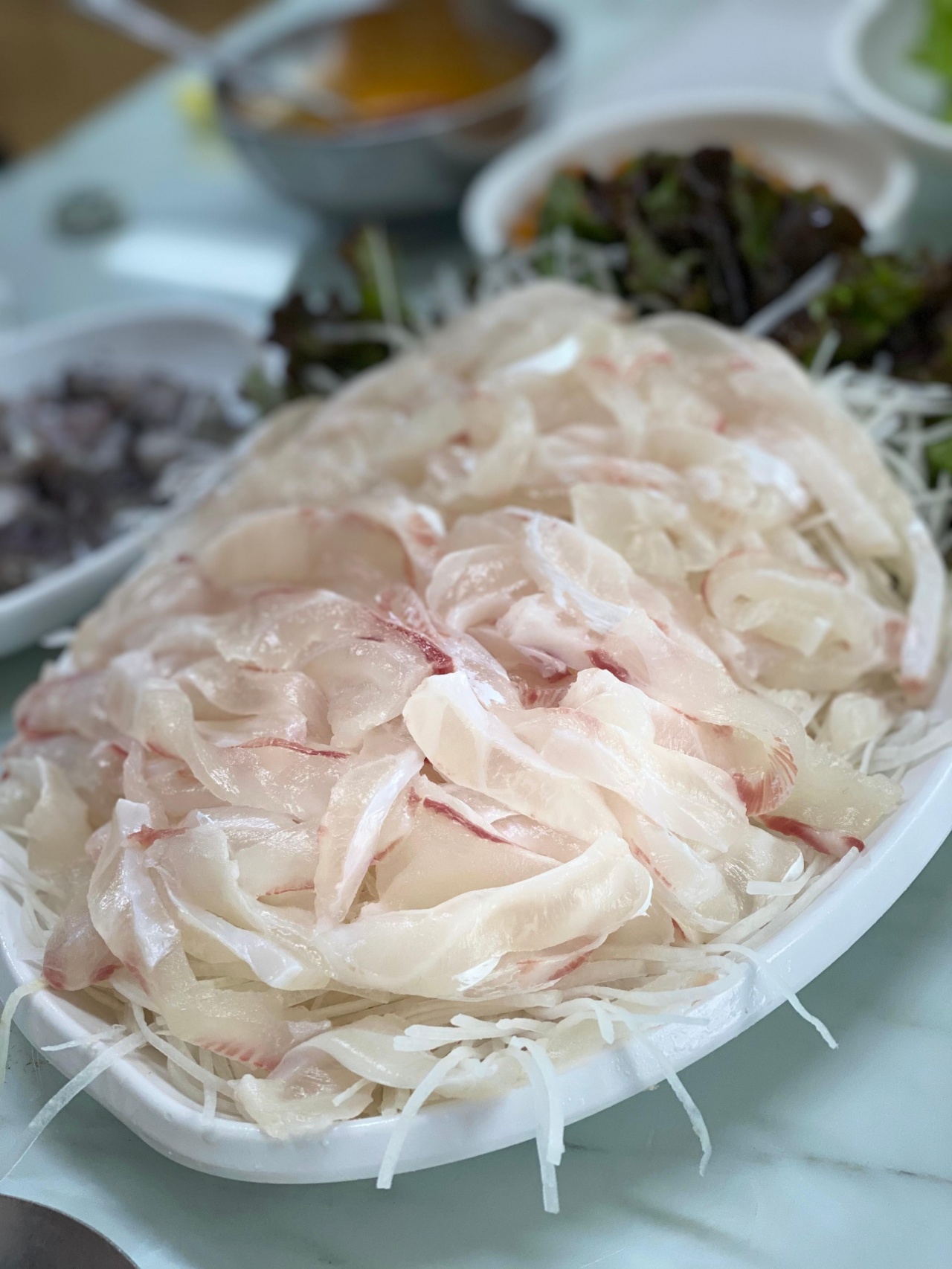 부산명물횟집 매장 방문 후 남겨주신 고객 리뷰 사진입니다.