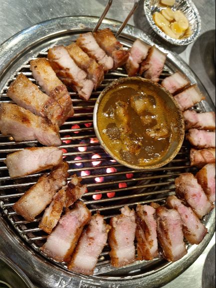 제주곰집 매장 방문 후 남겨주신 고객 리뷰 사진입니다.