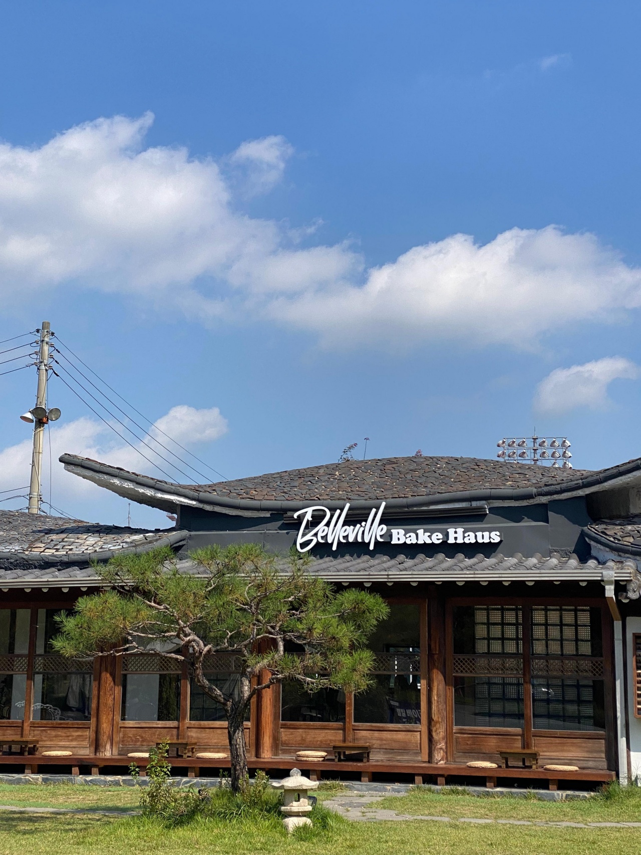 place_img