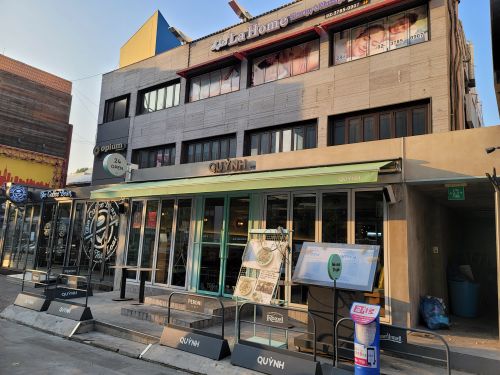 꾸잉 매장 방문 후 남겨주신 고객 리뷰 사진입니다.
